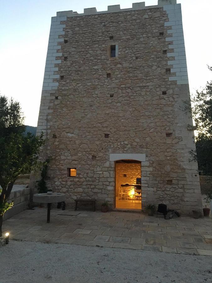 Hotel Torre Santamaria Resort マッティナータ エクステリア 写真