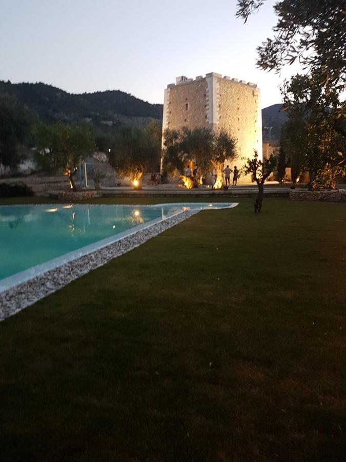 Hotel Torre Santamaria Resort マッティナータ エクステリア 写真